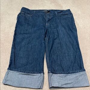 Eddie Bauer Dark Blue Denim cropped Jeans